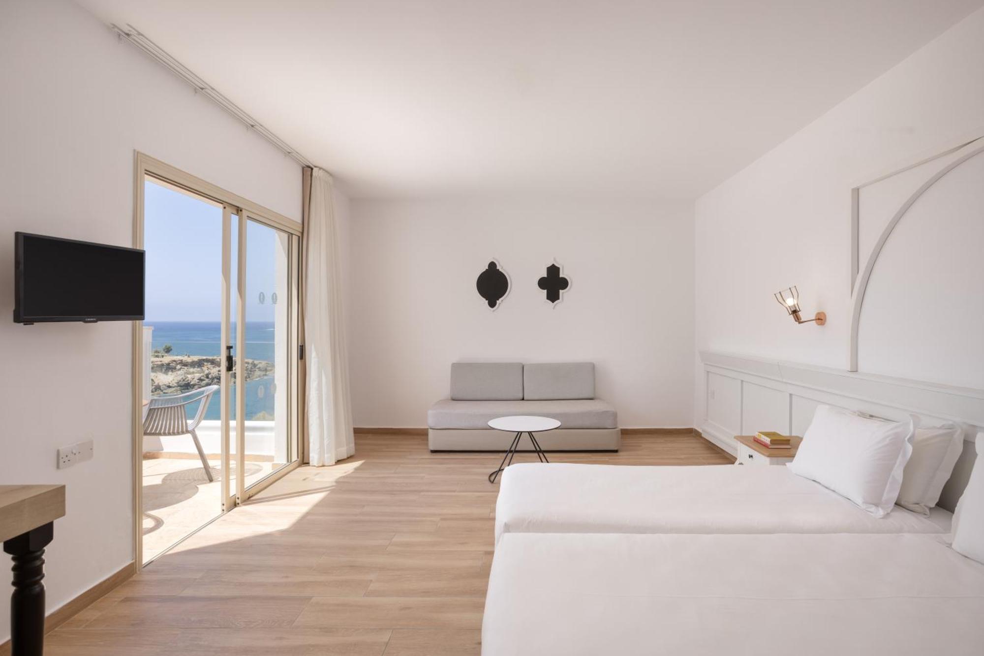 Akteon Village 4* Klorakas
